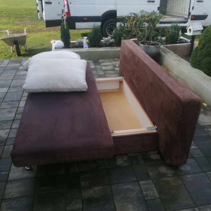 sprzedam kanapę z funkcją spania