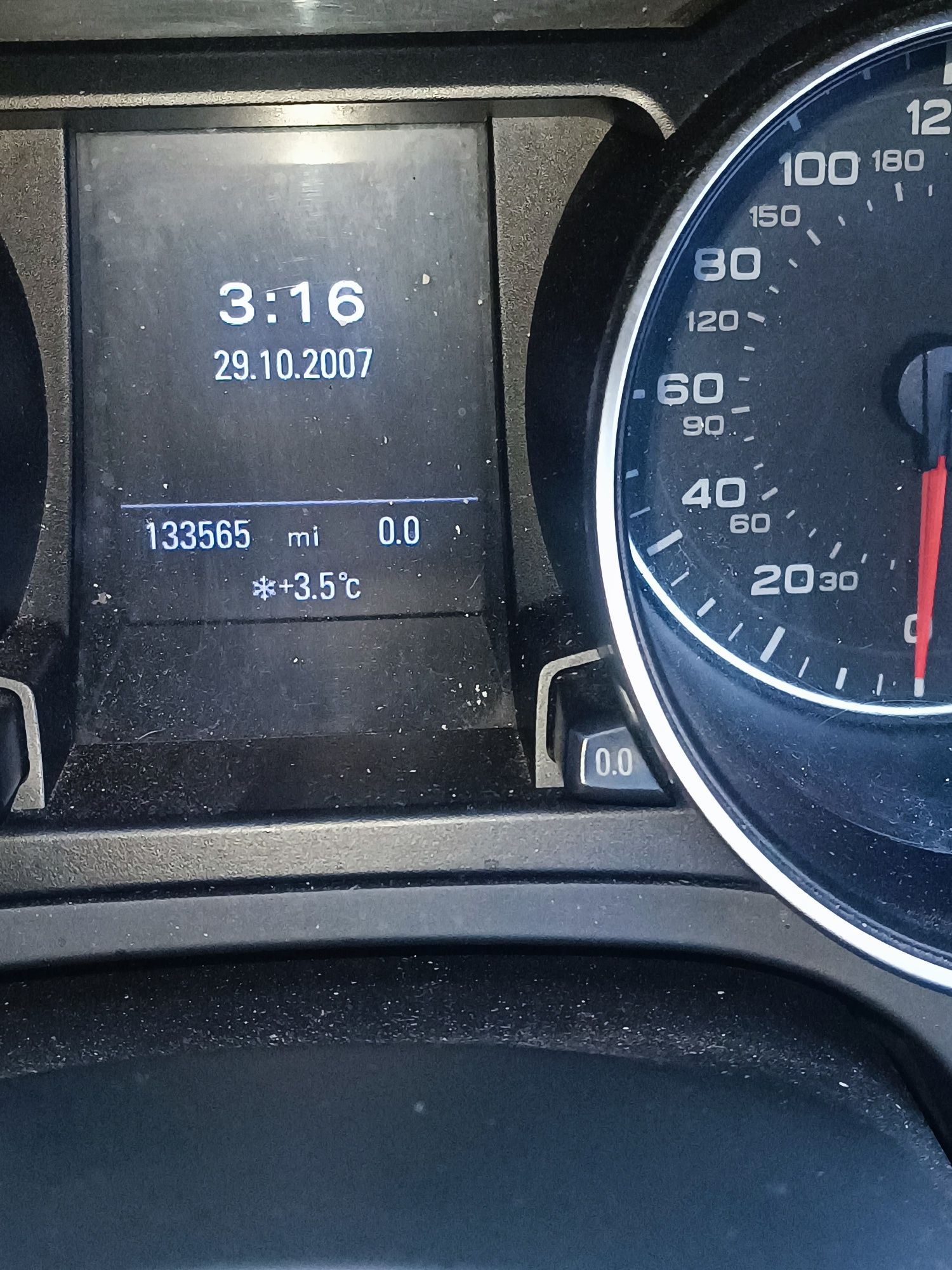 Audi A5 2.7tdi  bogate wyposażenie.