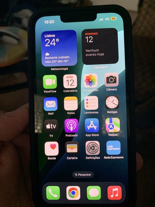 Iphone 13 com capa de oferta