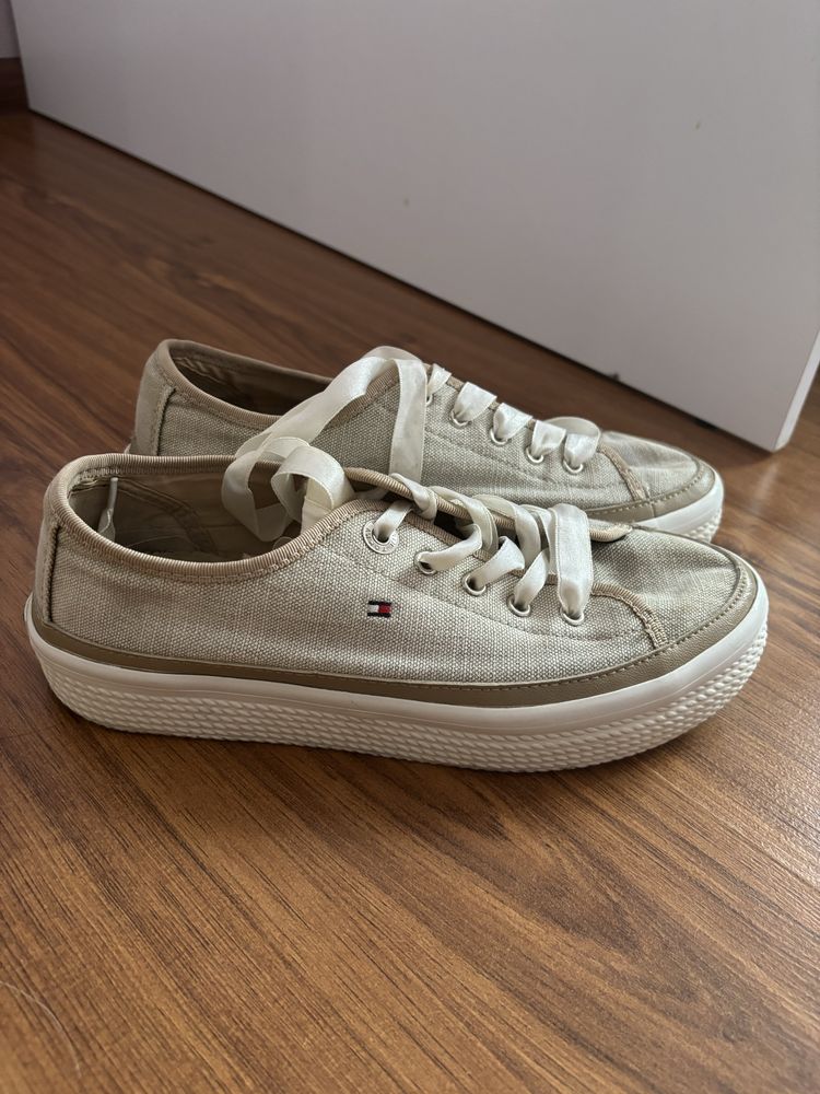 Кеди tommy hilfiger