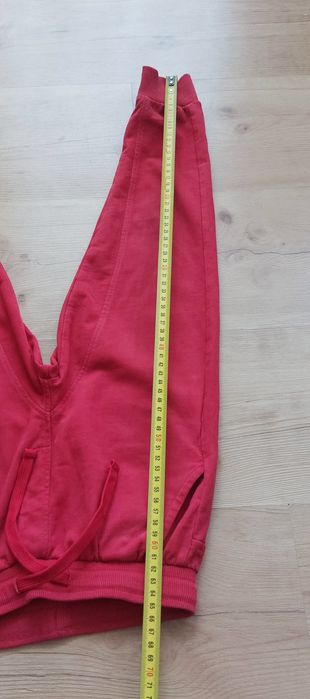 Spodnie dresowe 122 Coccodrillo czerwone jogger