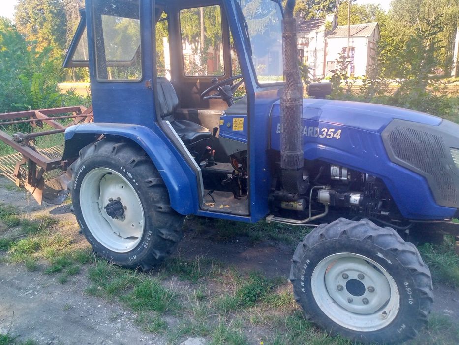 Продам трактор обмен 35 к 4 цил