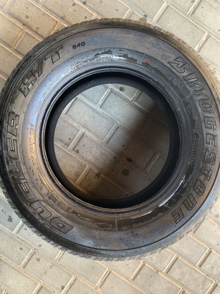 Bridgestone dueler 265 65 r17