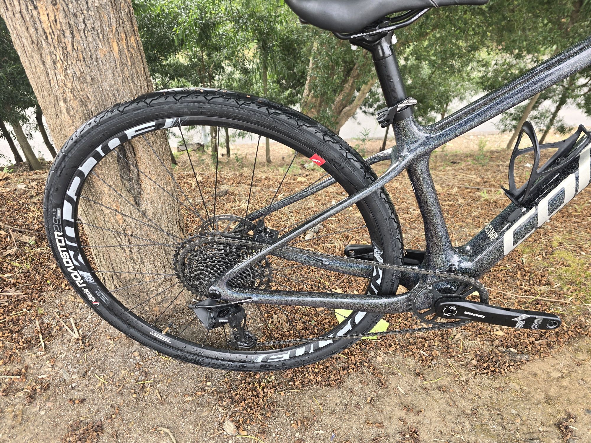 Btt 29 carbono s 12x1v com rock shox