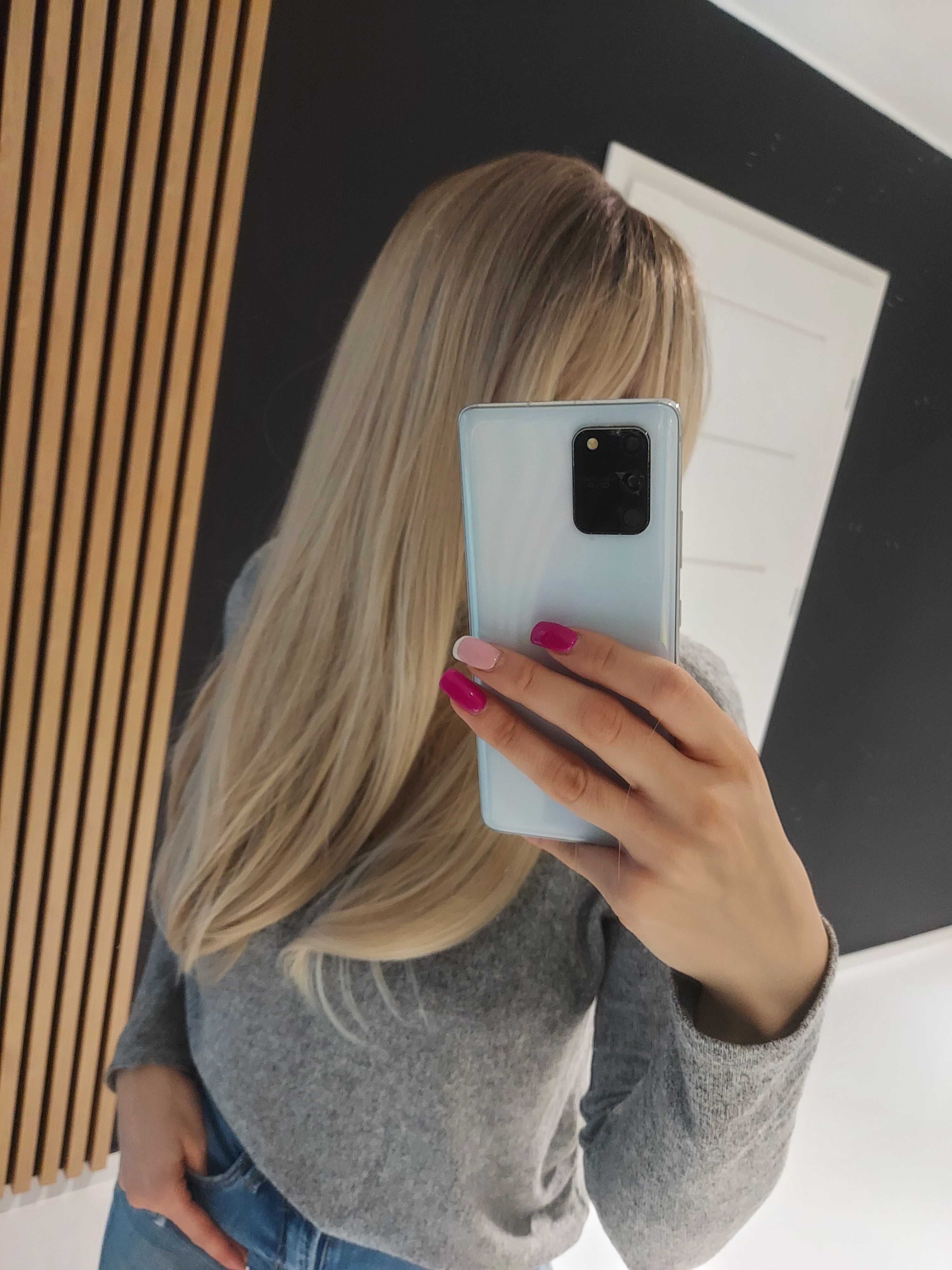 Długa peruka jasny blond naturalny ombre pasemka refleksy na codzień