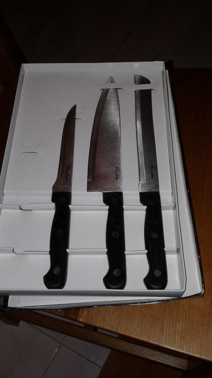 Conjunto de facas Cozinha ( Novo ) + manteigueira