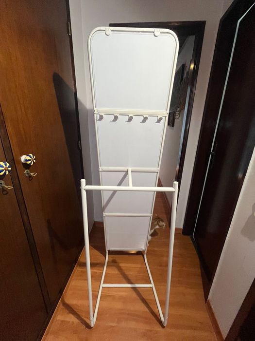 Espelho de pé branco Ikea