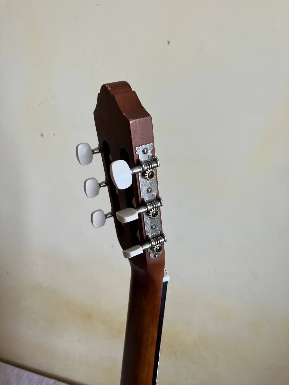 Класична гітара YAMAHA C40