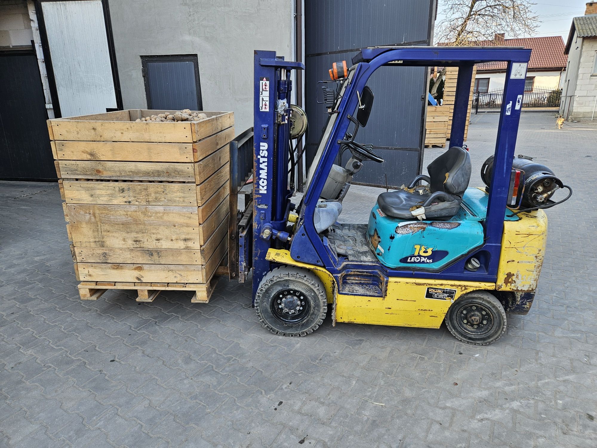 Wózek widłowy Komatsu FG18T