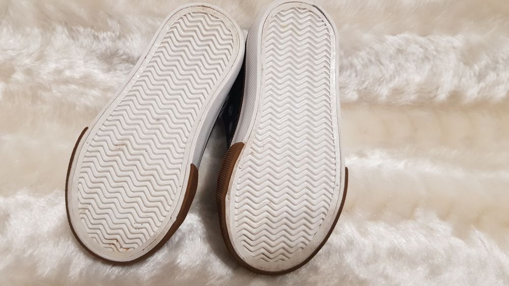 Фірмові дитячі кросівки,кеди 22 розмір