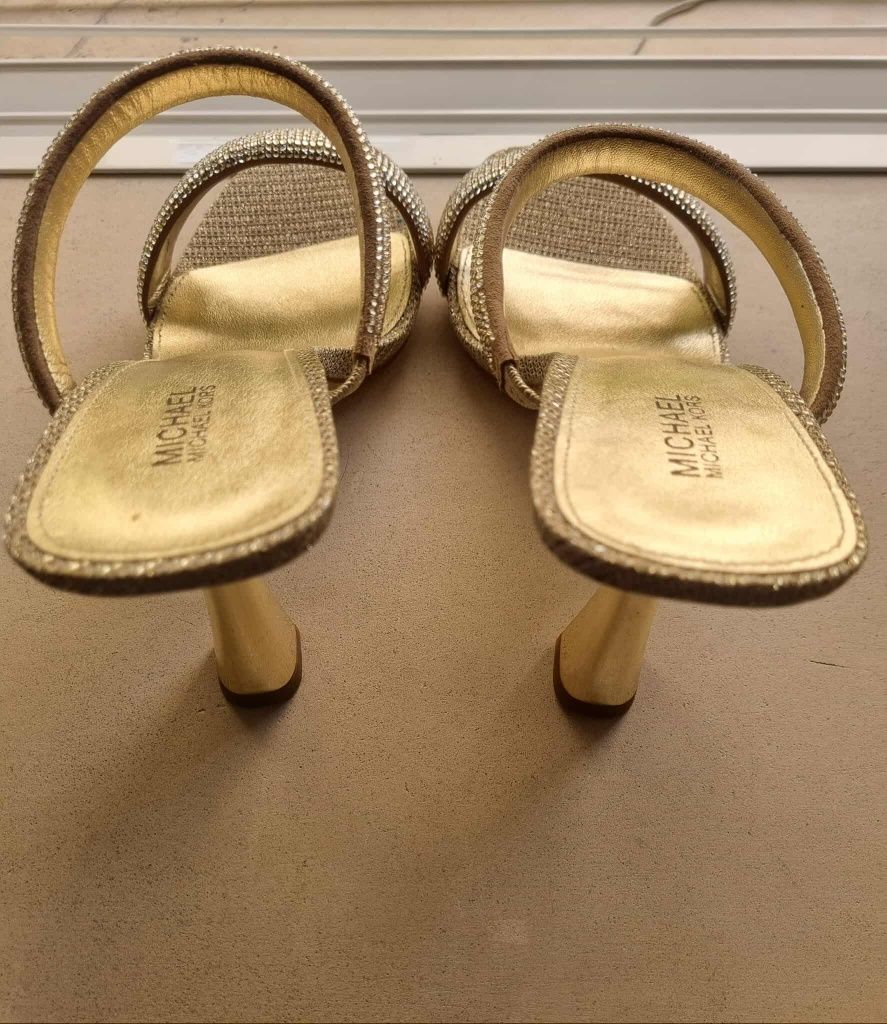 Sapatos para dia a dia ou festas
