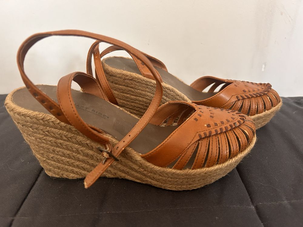 Sandaly na koturnie boho style rozm 38