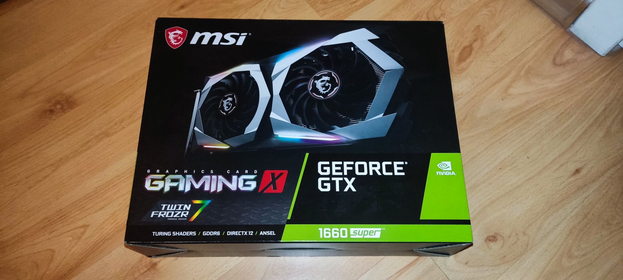 Pudełko GeForce GTX 1660 super karton opakowanie