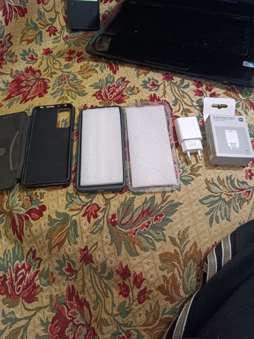 Продаються чехлы ( накладки ) на смартфоны Xiaomi