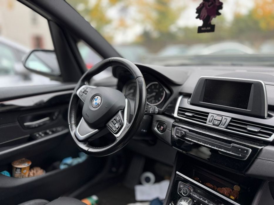 Bmw 218 gran tourer 7os zobacz 14999 zl