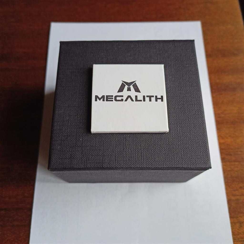 Часы наручные MegaLith 8051