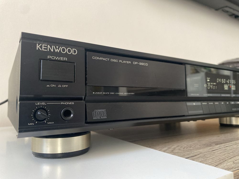 KeNwOoD Compact Disc Player DP-990D + pilot
