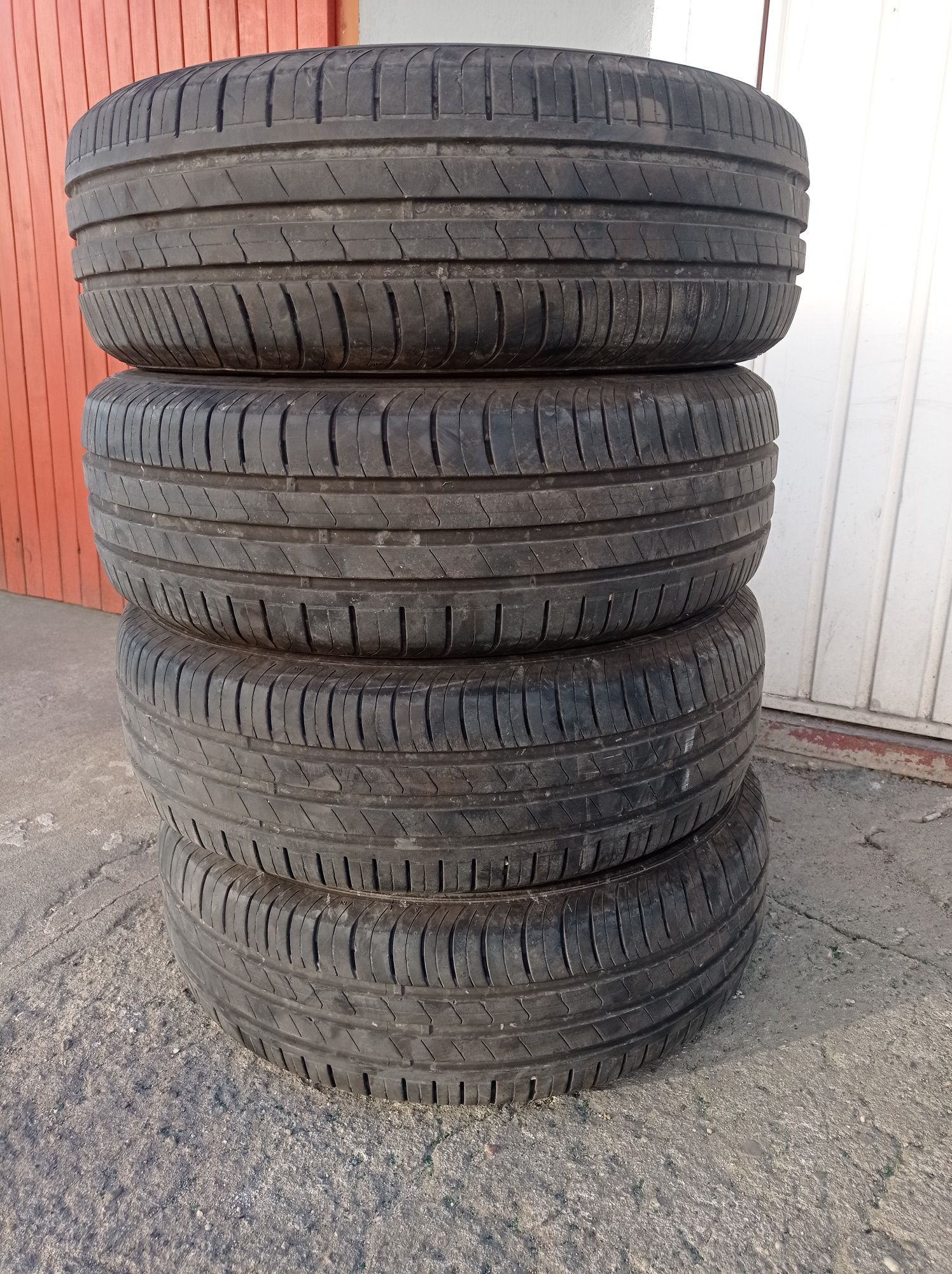 Opona letnia 4 sztuki 195/65R15 Hankook Kinergy Eco