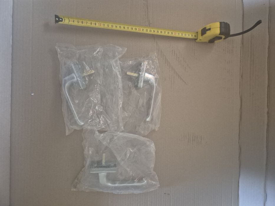 Klamki do oken , drzwi tarasowych , balkonowych