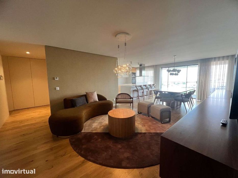 T3 Porthillside Residence