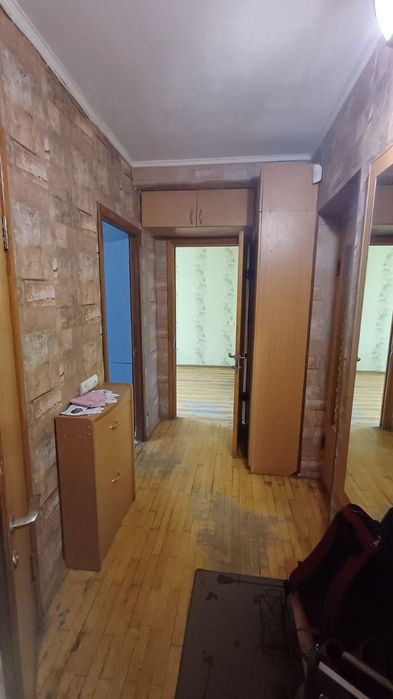 Продам 3 кім.квартиру,вул.Чорних Запорожців,ТЦ Форум,м.Бровари SL