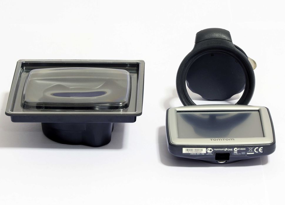 GPS Tomtom One 1ª Geração, Tomtom One 4ª Geração, Asus ZenFone 2, DVD