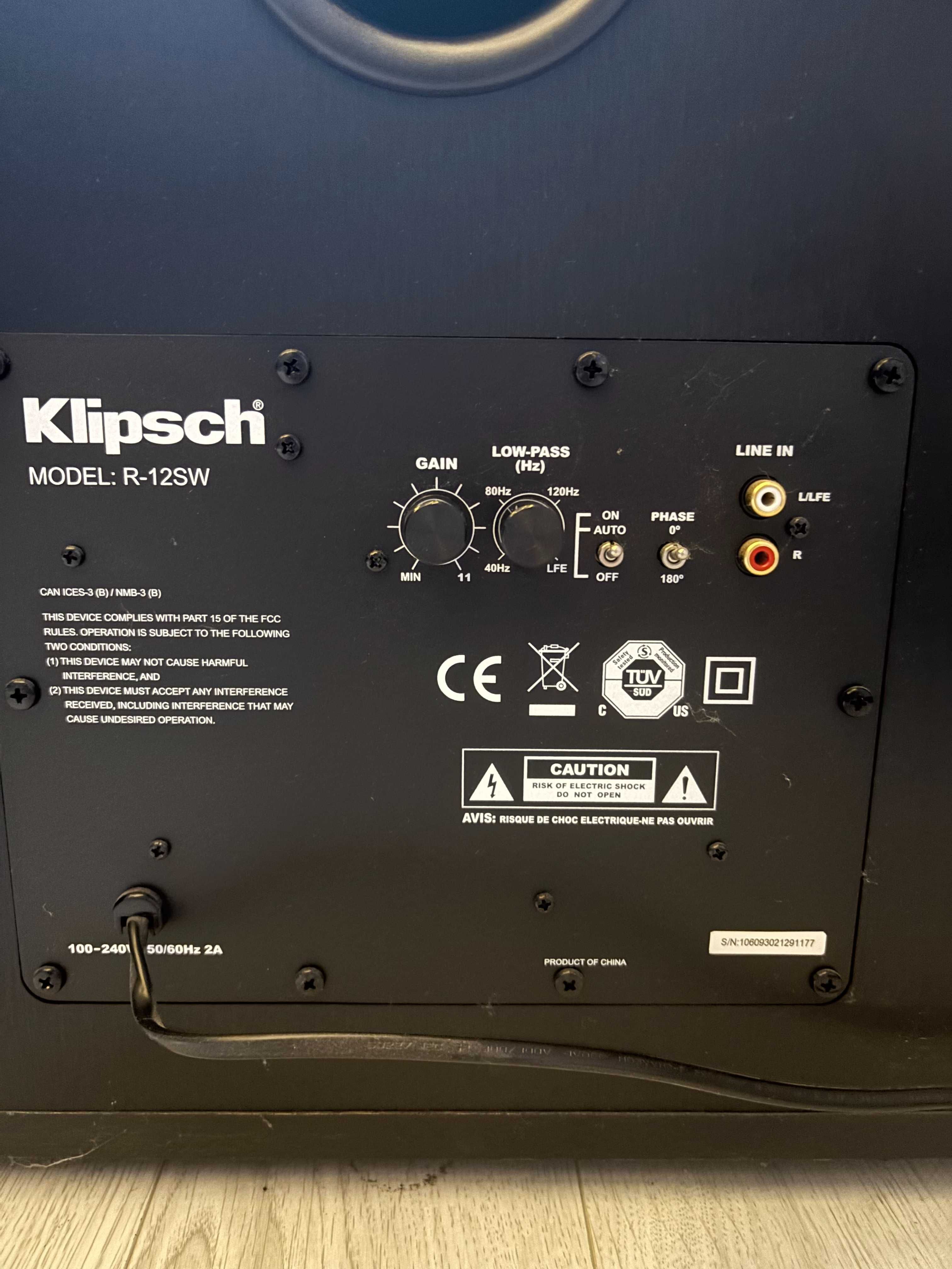 Klipsch SUBWOOFER kina domowego R-12SW 240W 12"