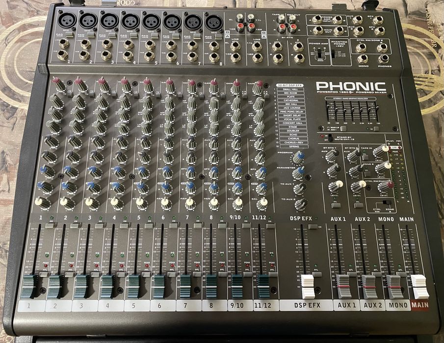 Активний мікшерний пульт - Phonic POWERPOD 1860 Plus