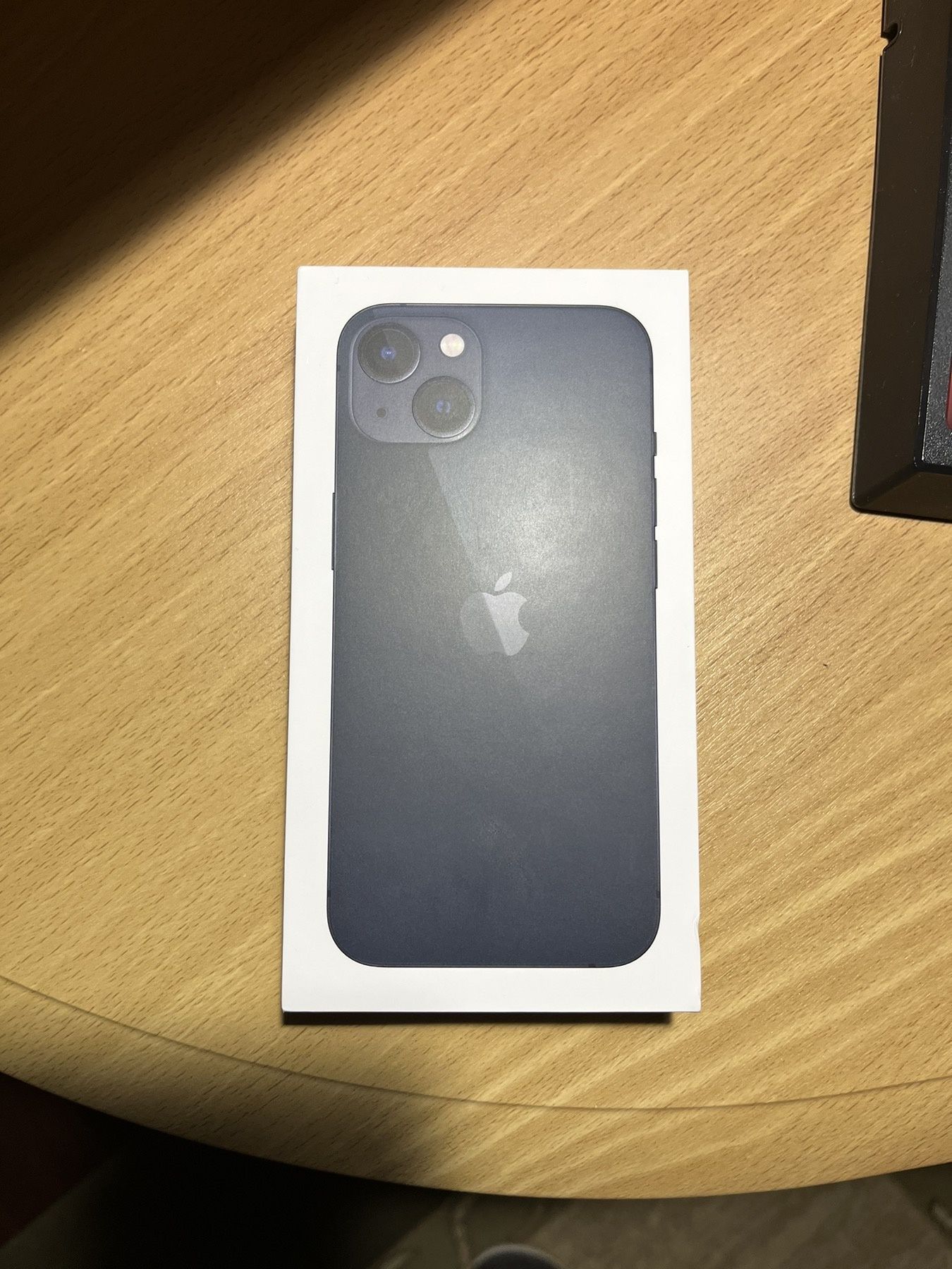 Телефон iphone 13