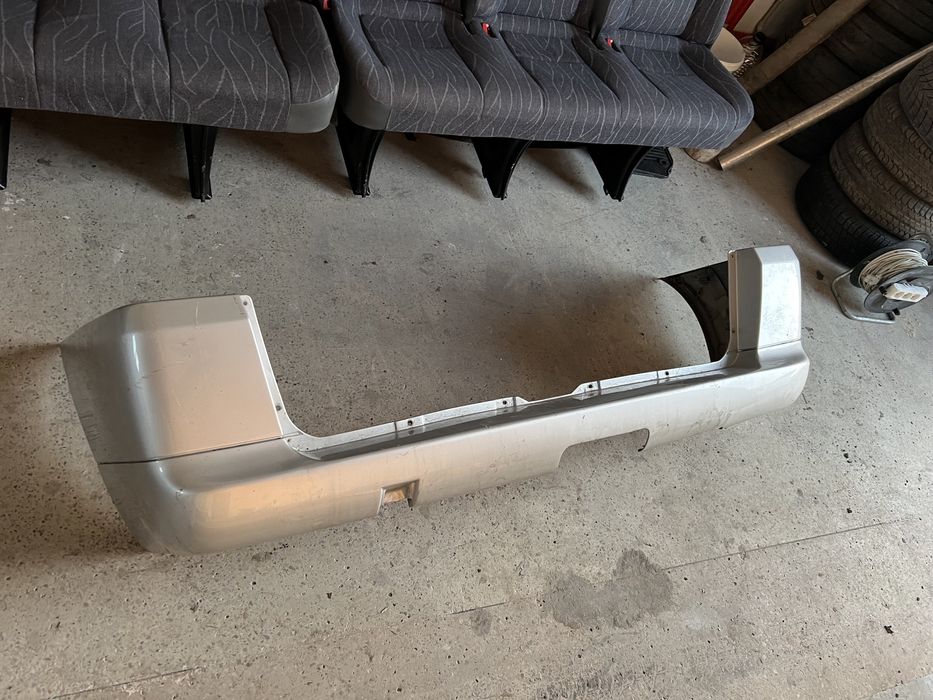 Бампер віто w638 vito mercedes зад сірий