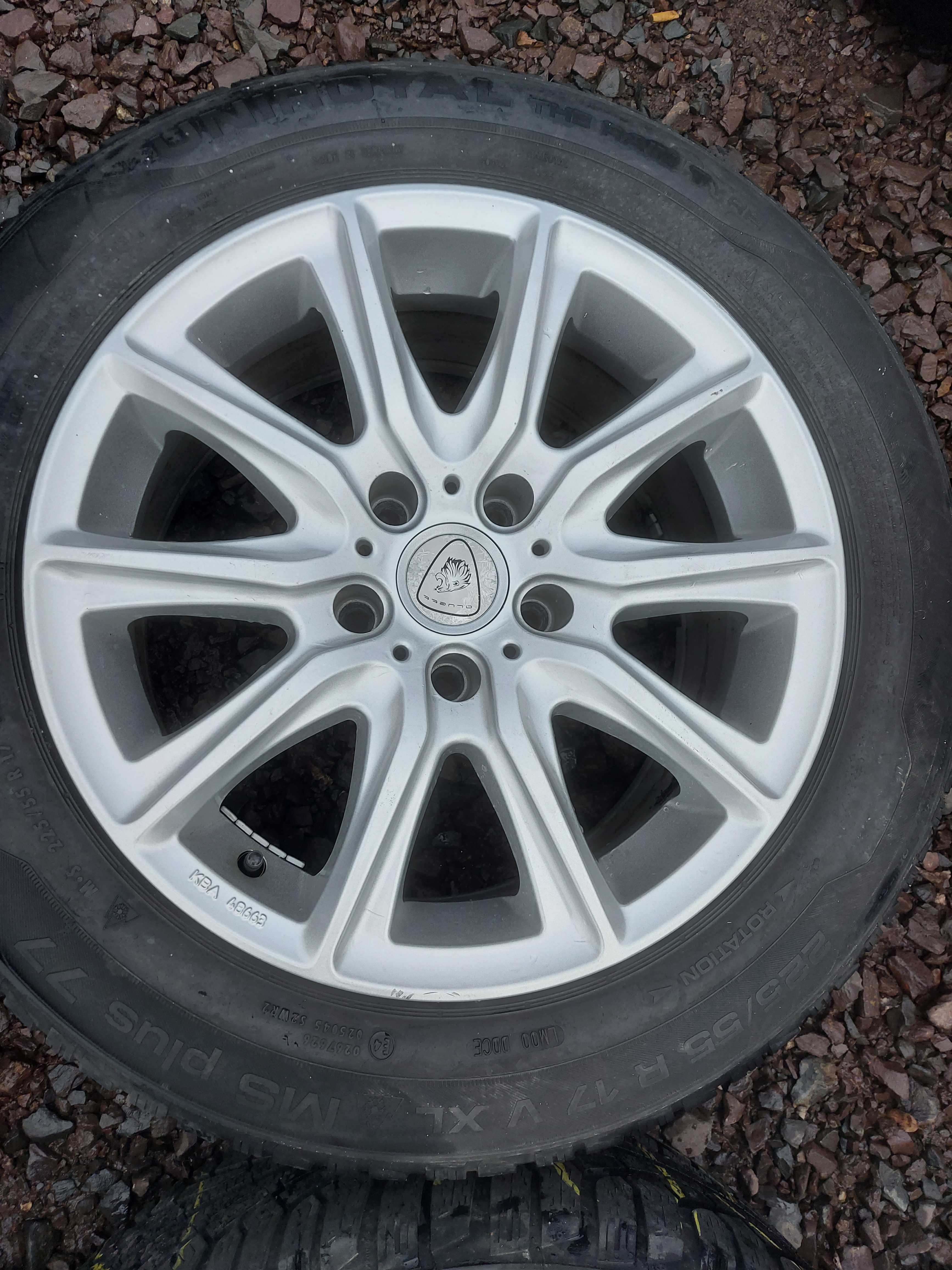 Felgi aluminiowe BMW X1 3 5x120 8Jx17 ET30 Kpl.