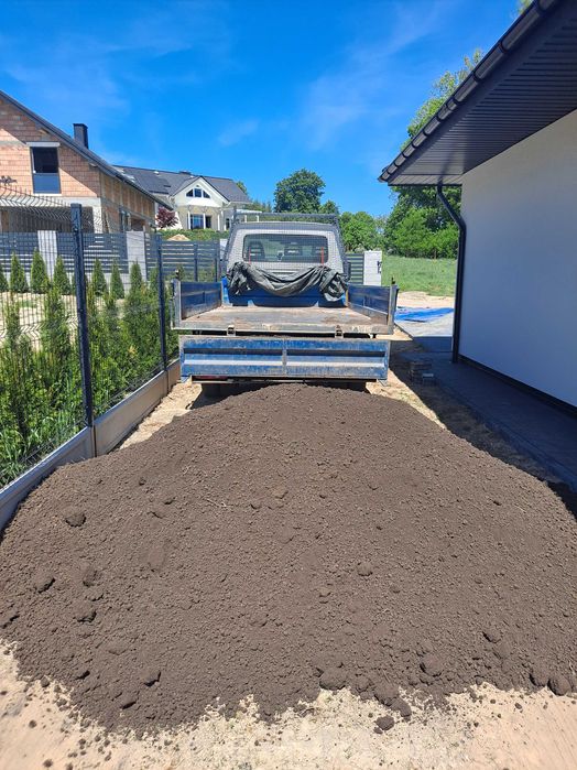 Ziemia ogrodowa siana, humus, czarnoziem, pod trawnik, pod warzywa