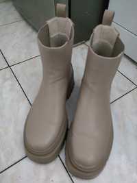 Buty botki CCC DeeZee r.40