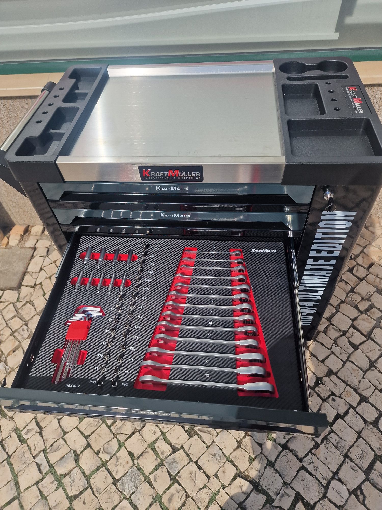 Carrinho de ferramenta de 6 gavetas 4 completas novo
