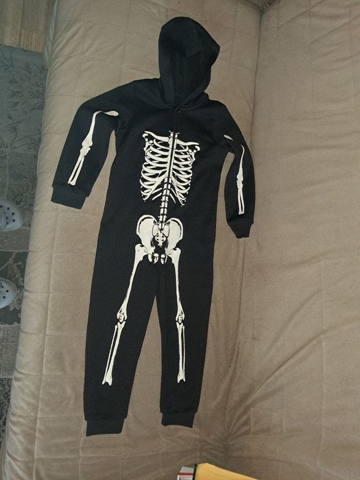 Strój przebranie ķościotrup 110-116 halloween