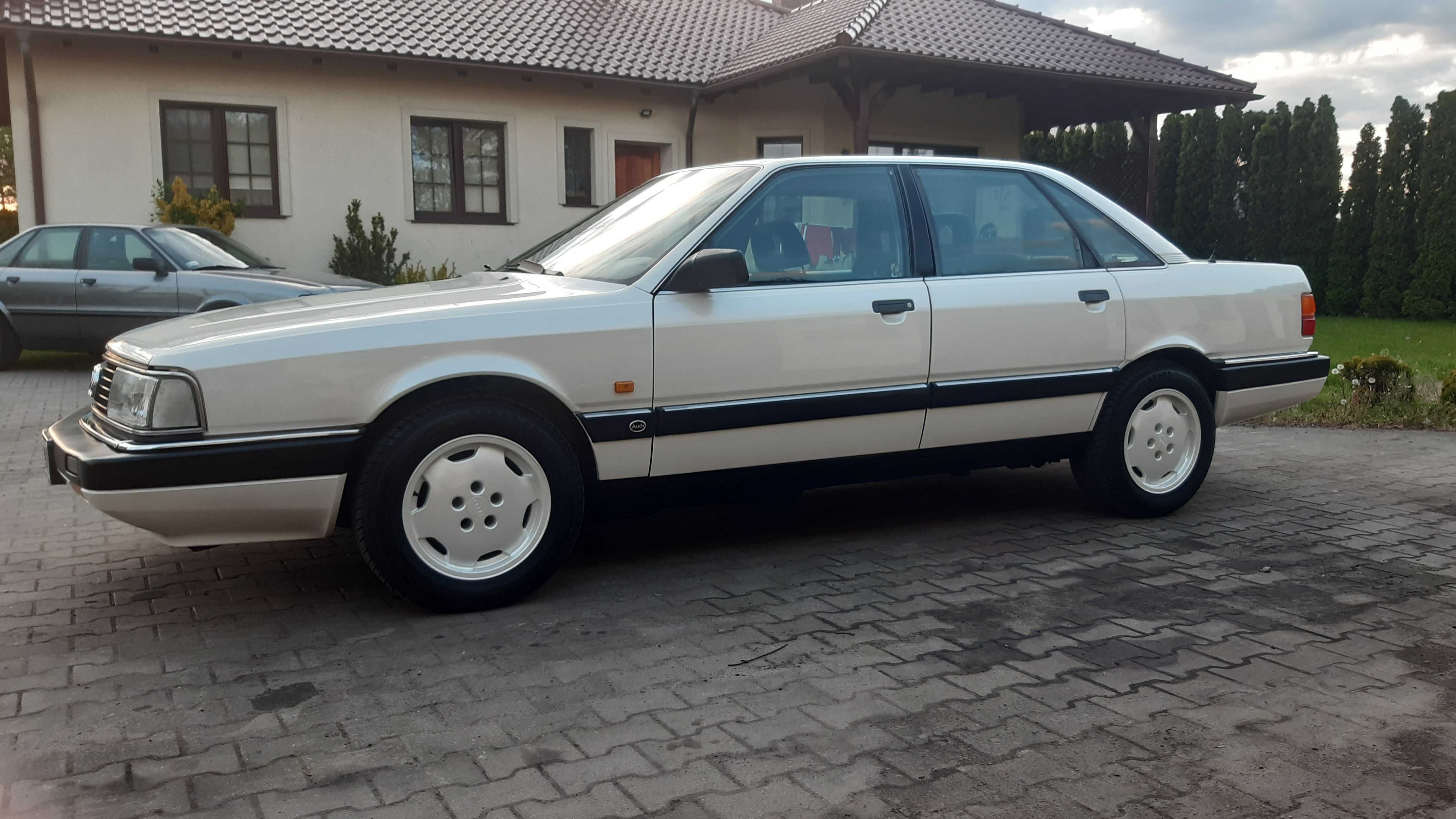 audi 200 quattro 20v maska , lampy ,zderzak grill ,błotniki , chromy