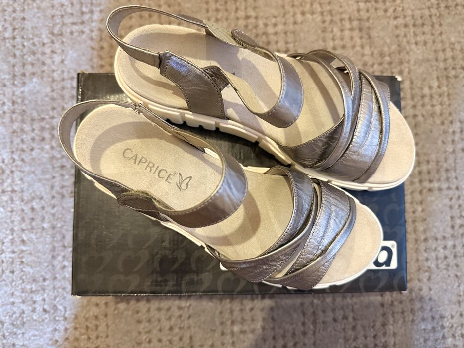Босоніжки caprice 39