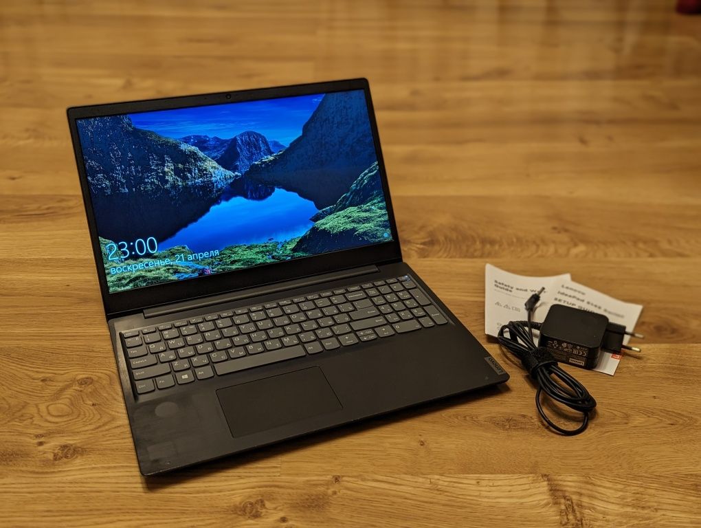 Ноутбук для перегляду мультфільмів, для офісу, дому -  Lenovo S145-15
