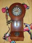 Stary telefon  wiszący retro z zegarem nr 37