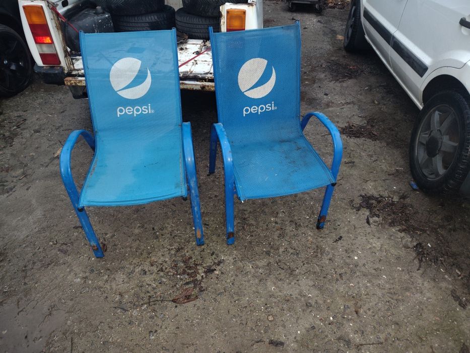 2 стула пепсі в хорошому стані ціна за шт