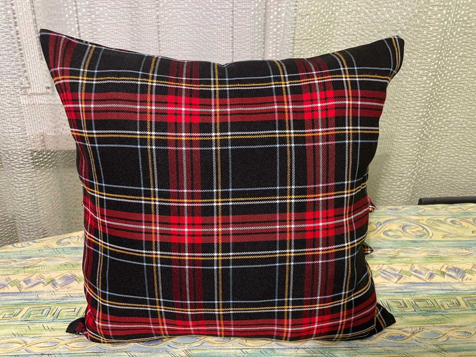 декоративні подушки та подушки для крісла