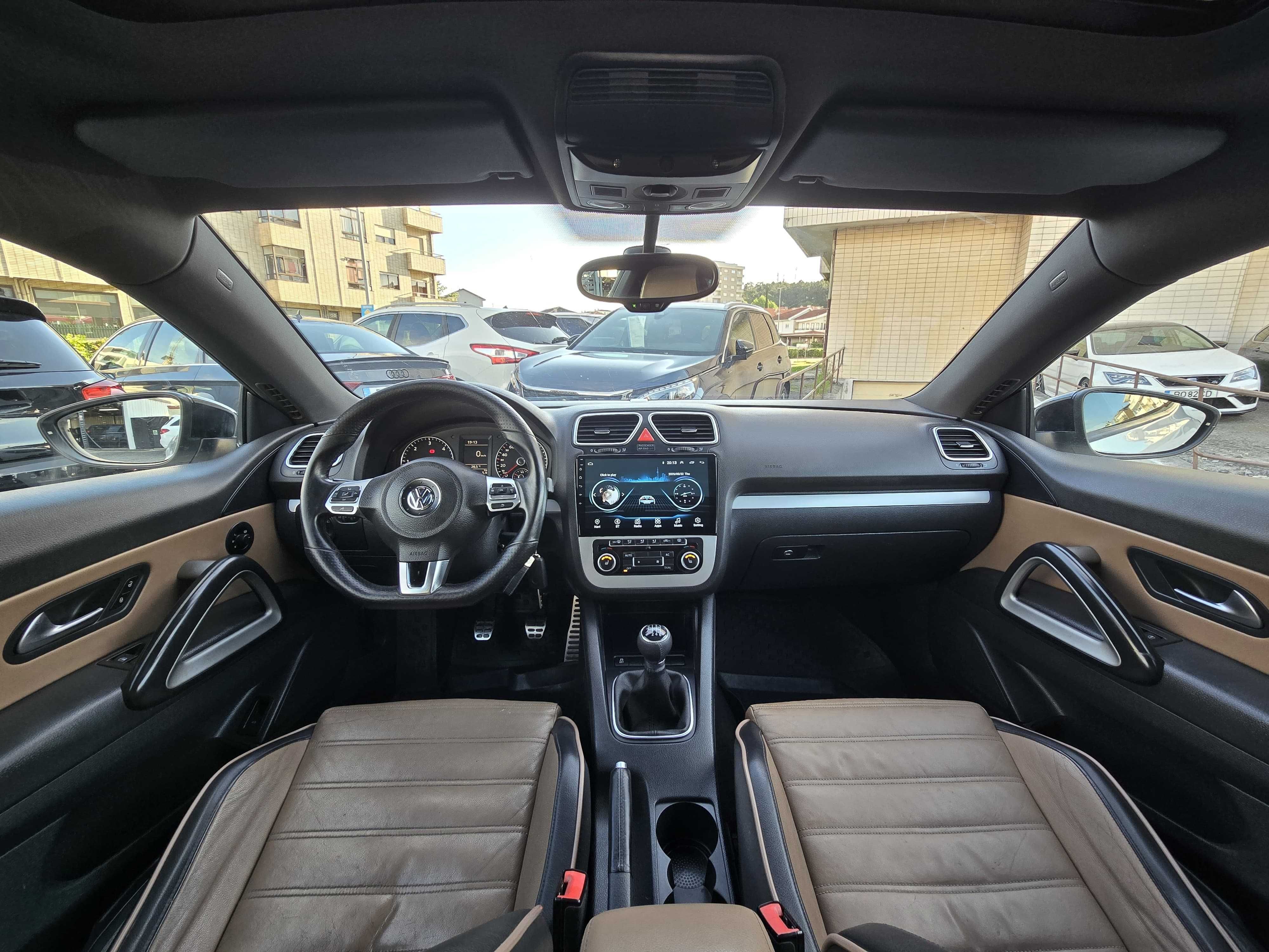 VOLKSWAGEN SCIROCCO 2.0TDI 140Cv "FULL EXTRAS"