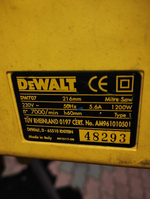 Ukosnica dewalt 707