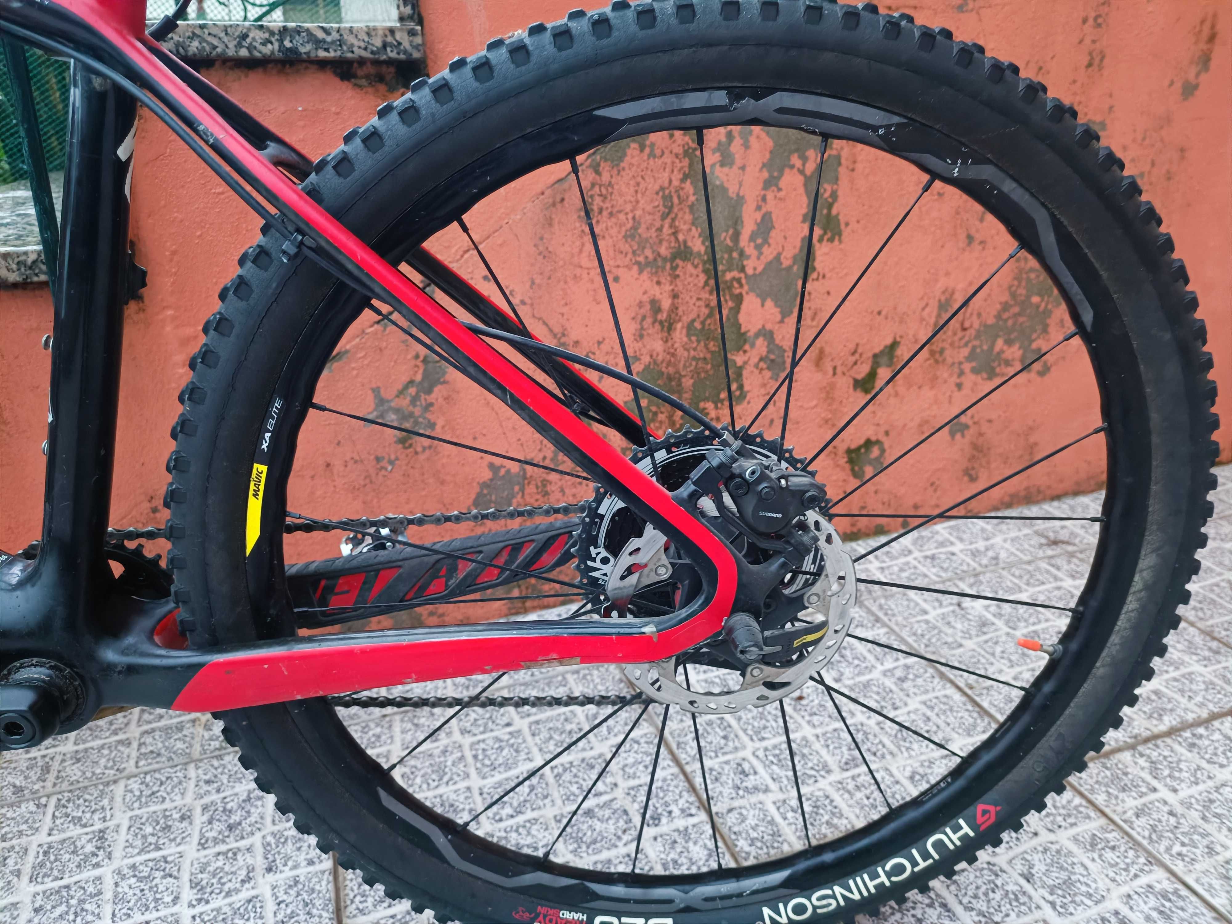 specialized stumpjumper HT carbono