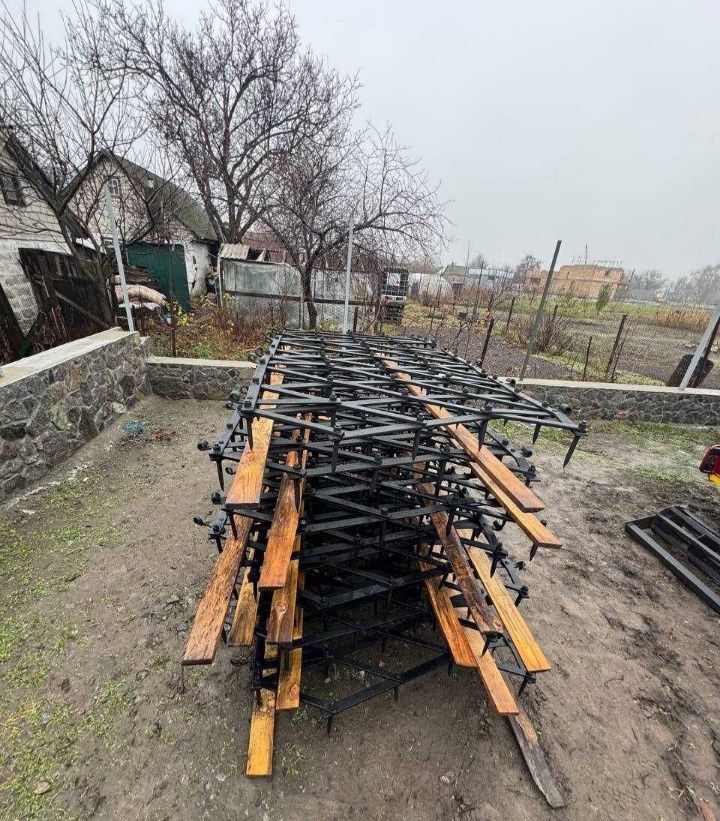 Продам борони зубчасті легкі та важкі в доброму стані  з прицепним до