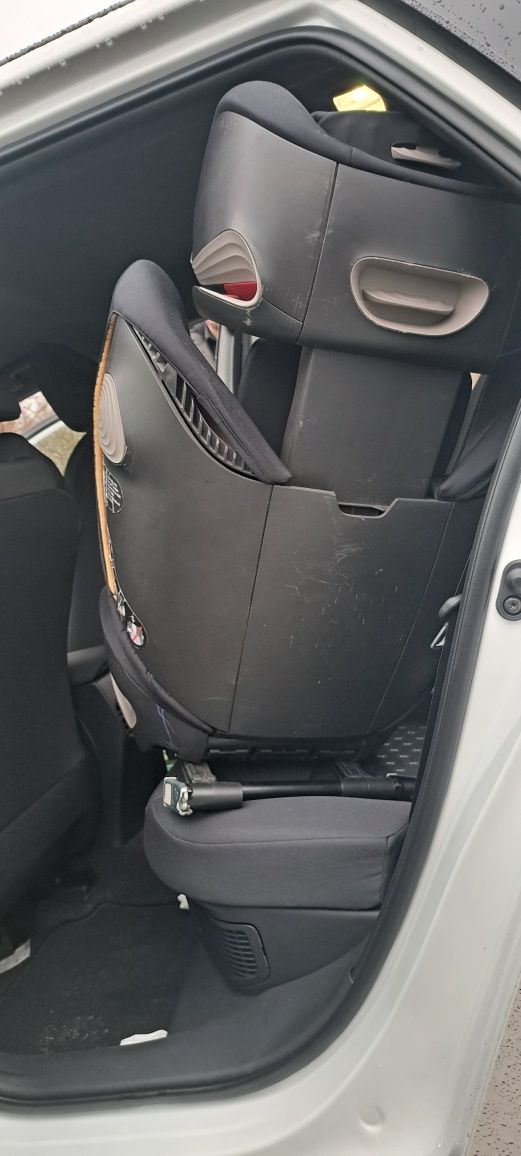 Fotelik Cybex Solution s fix 15-36 kg