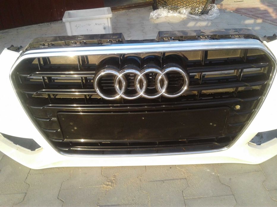 AUDI A5 8T S-LINE 8T0 LIFT Zderzak Przedni S5 Atrapa Grill Competition