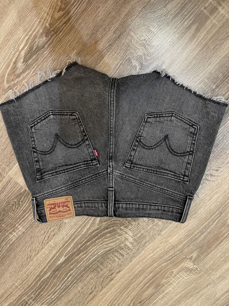 Новые шорты Levi’s 501 27