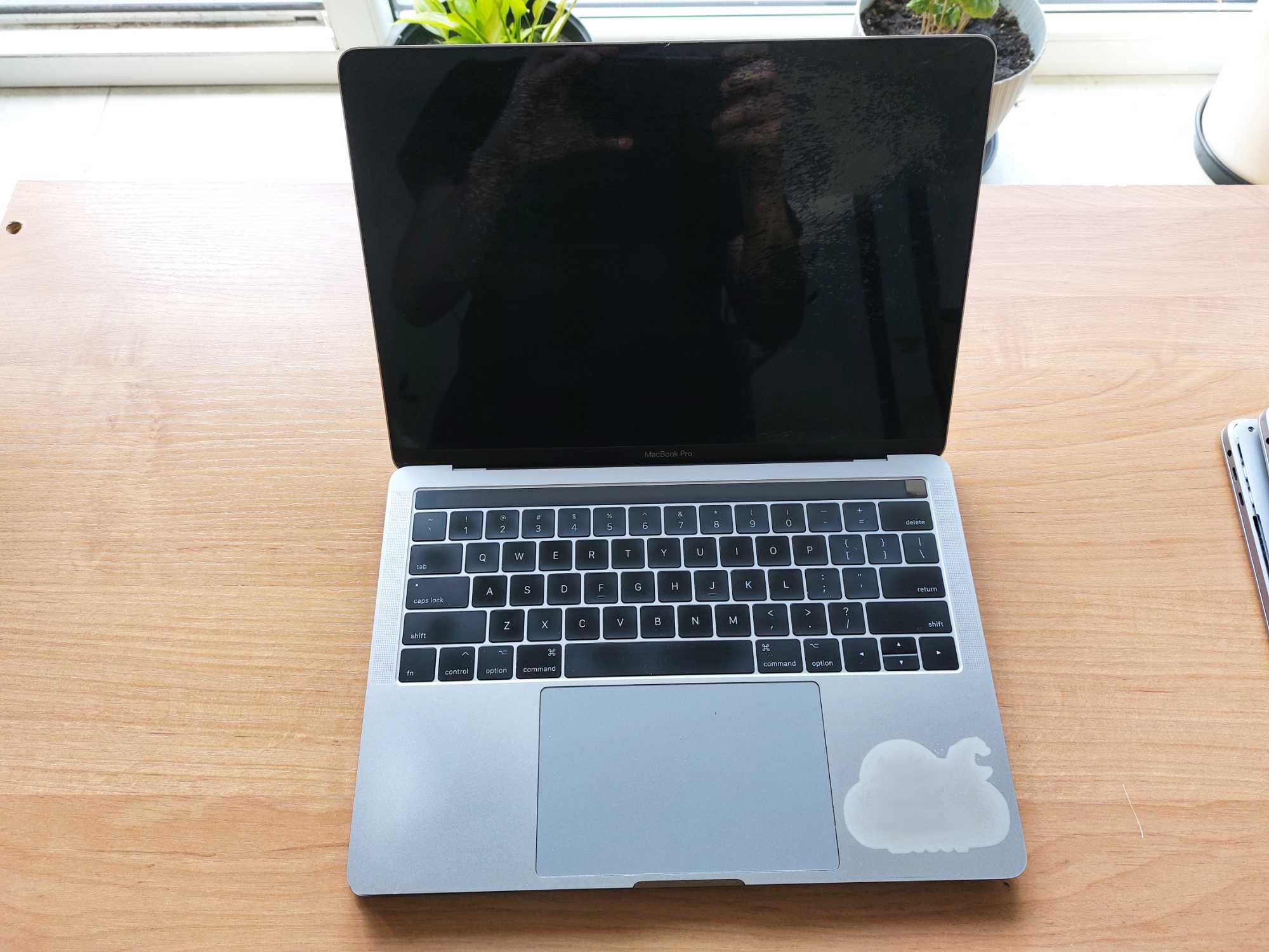 Apple MacBook Pro na części (4 sztuki)