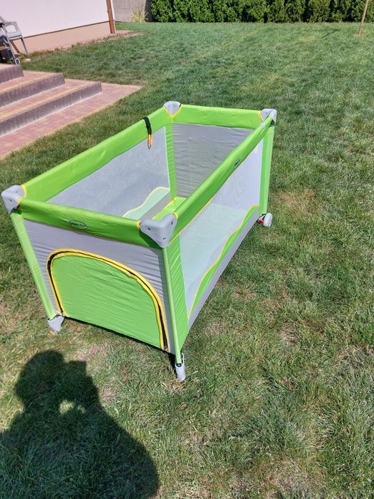 Łóżeczko turystyczne dla dzieci